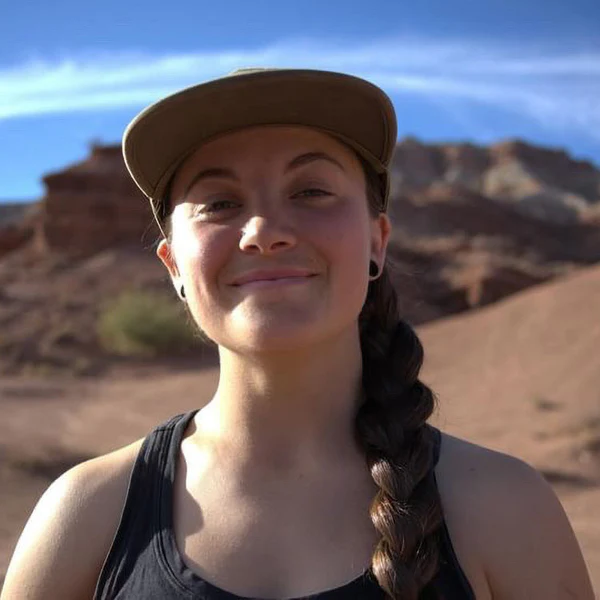 Nicole-Kennedy-rider-headshot.jpg